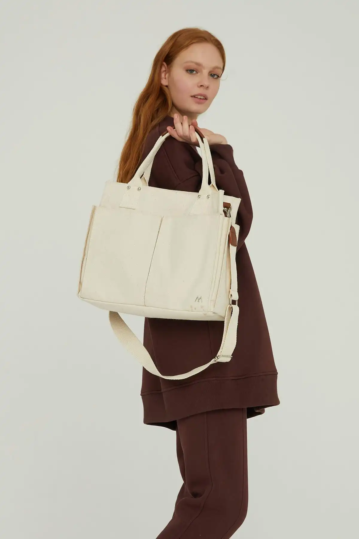 ManukaKanvas Everyday Bag: A Versatile and Eco-Friendly Choice