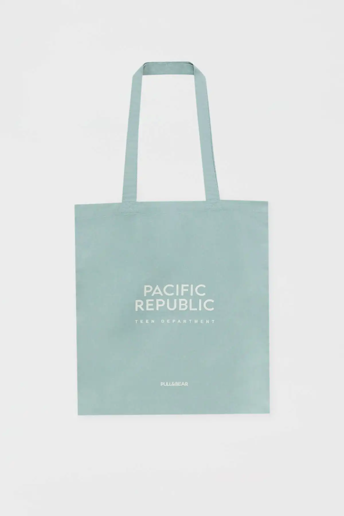 Pull & Bear Pacific Republic Logolu Tote Çanta: Modern ve Kullanışlı