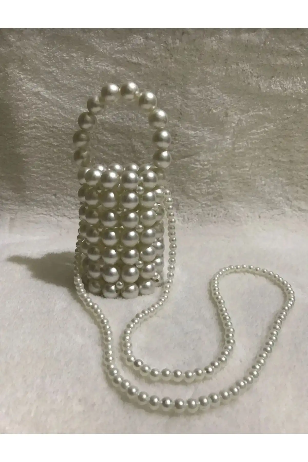 CandyLand Accessory İnci Çanta ile Şıklığı ve Konforu Bir Arada Keşfedin