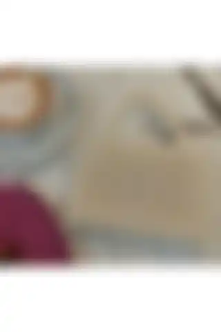 Newelry Bijuteri İnci Çanta: Şıklık ve Fonksiyonelliğin Birleşimi