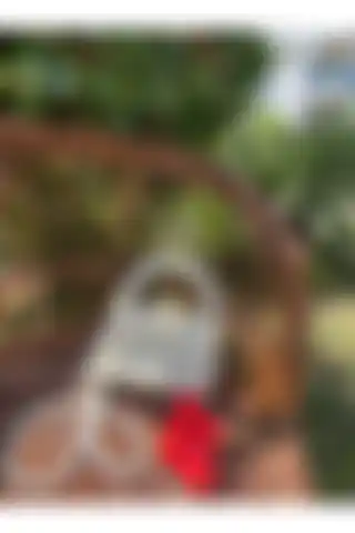 NY BAGS Sandora Serisi İnci Boncuk Çanta: Şıklık ve Fonksiyonellik Bir Arada