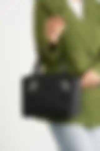 Just Polo Kadın Siyah 2 Ana Bölme ve 2 Fermuarlı Bölmeli Çanta İncelemesi