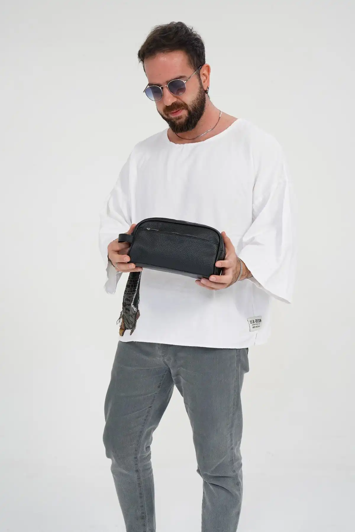 YOGII Newyork Model Siyah Deri Unisex El Bilek Çanta Özellikleri ve Kullanım