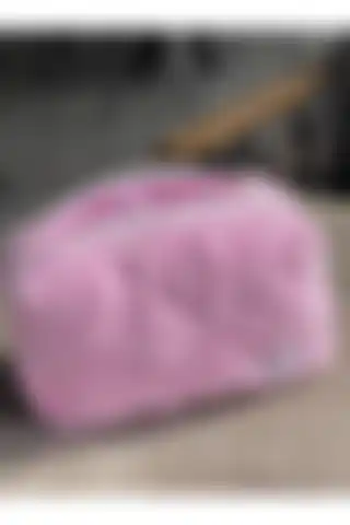 Batekso Açık Pembe Havlu Makyaj Çantası: Çok Amaçlı Kullanım için İdeal