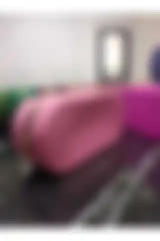 Gead Kaliteli Silikon Makyaj Çantası: Şık ve Dayanıklı Tasarım
