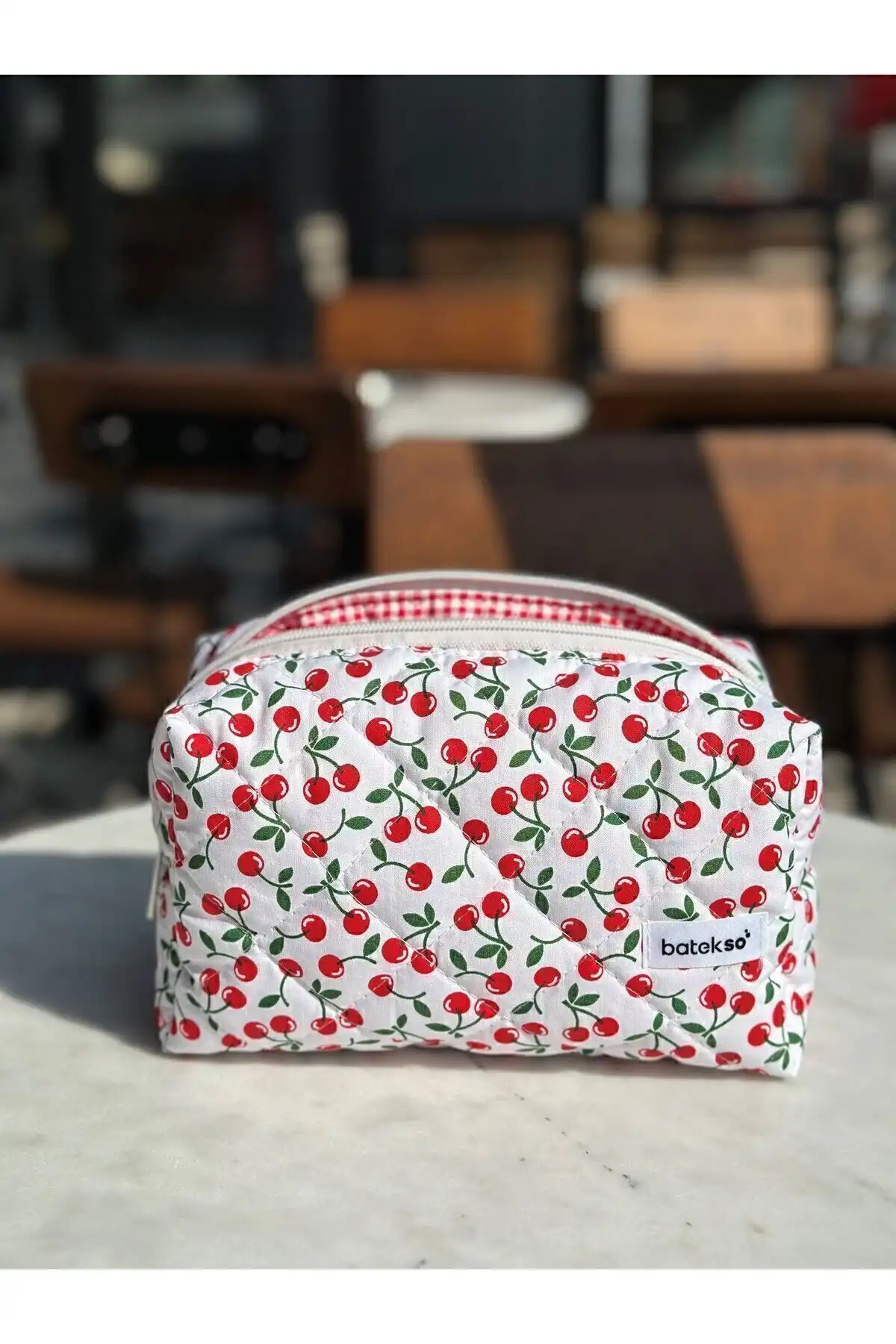 Batekso Mini Kiraz Desenli Makyaj Çantası - Estetik ve Kullanışlı