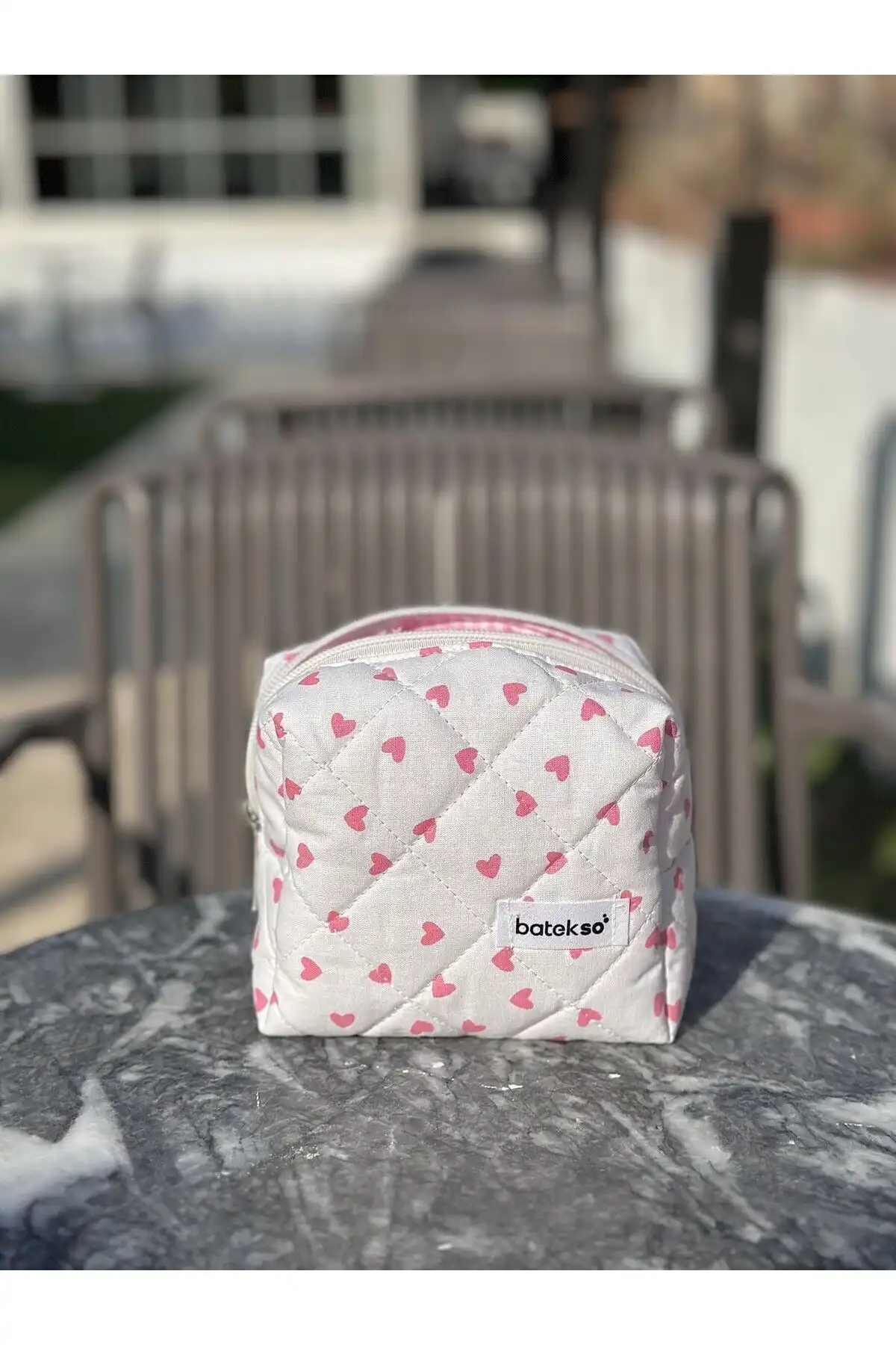 Batekso Mini Pembe Kalp Desenli Makyaj Çantası İncelemesi ve Özellikleri