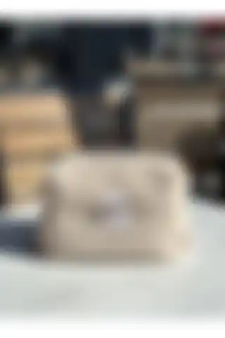 Batekso Bej Teddy Makyaj Çantası - Şık ve Pratik Kullanım İçin İdeal Seçenek