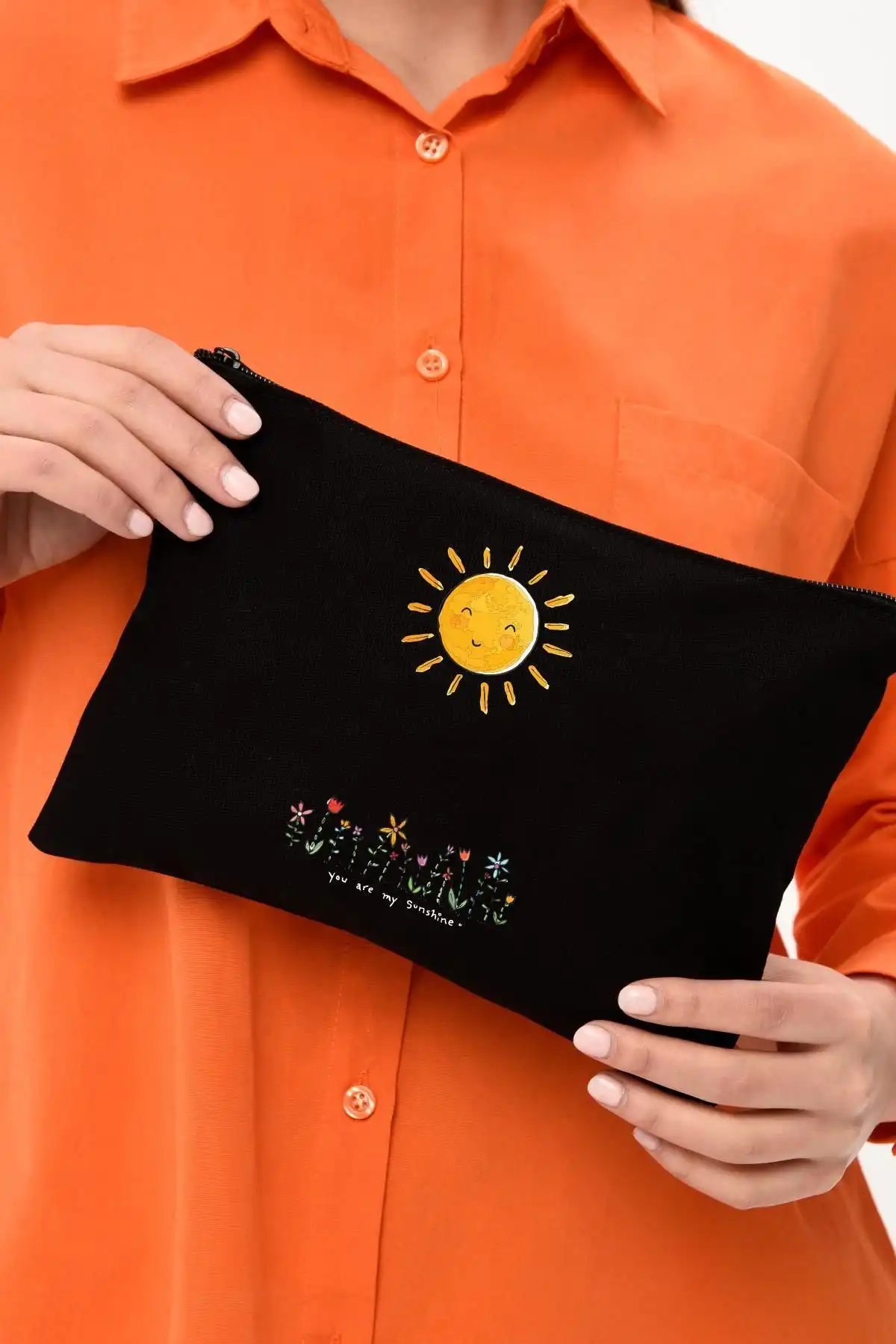 Çınar Bez Çanta Clutch Gülümseyen Güneş Siyah Kanvas Makyaj Çantası İncelemesi