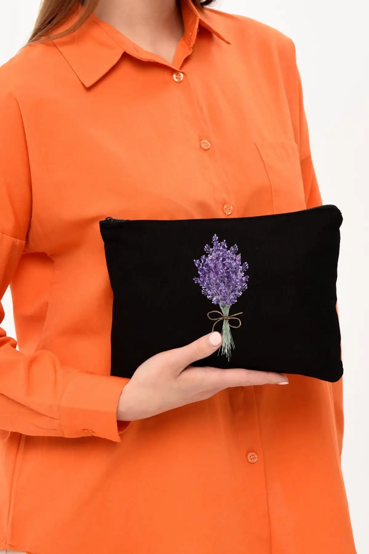 Çınar Bez Çanta Lavender Bunch: Şık ve Fonksiyonel Siyah Kanvas Makyaj Çantası