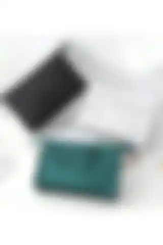 Eldes Seyahat ve Makyaj Çantası ile Şıklığı ve Pratikliği Bir Arada Bulun
