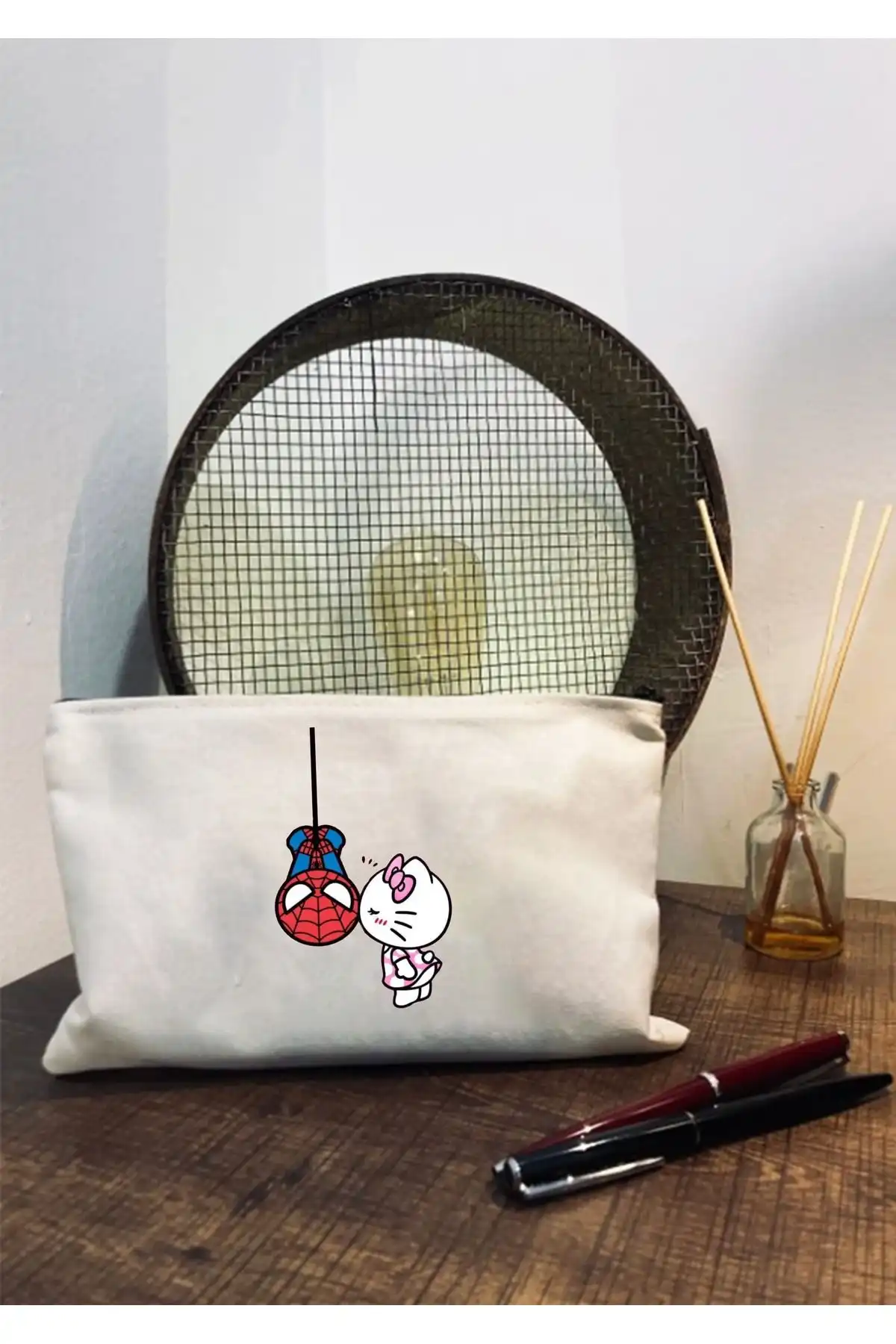 GRAFİKSPAN Spıderman Hello Kiti Bez Kalemlik ve Makyaj Çantası