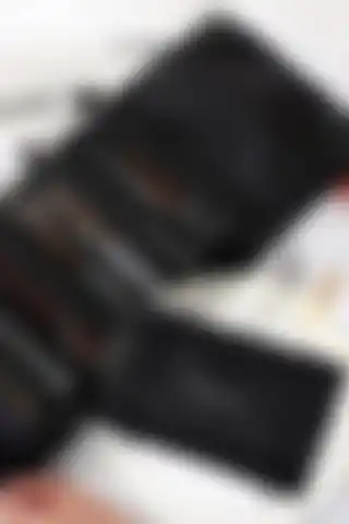 CARA CARO 4'ü 1 Arada Bölmeli Katlanabilir Makyaj Çantası Özellikleri ve Faydaları
