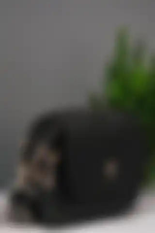 Les Crioch Kadın Siyah 3 Bölmeli Çanta: Şıklık ve Fonksiyonellik