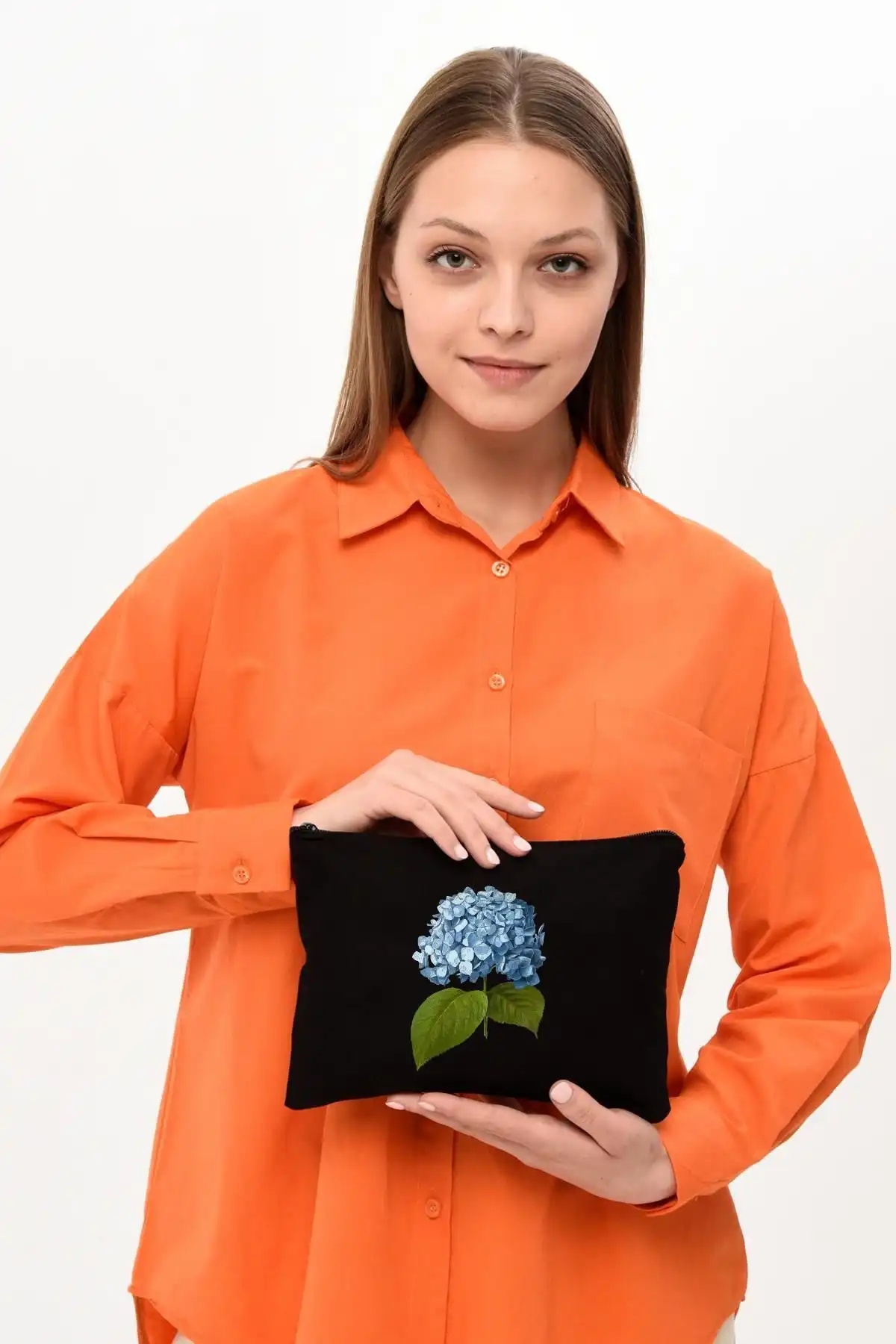 Çınar Bez Çanta Clutch: Fonksiyonel ve Şık Makyaj Çantası Alternatifi