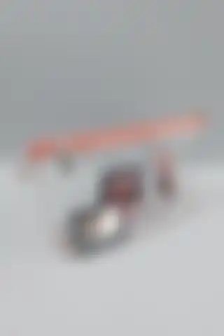Togin Pudra Rengi Şeffaf Üçgen Makyaj Çantası ile Makyajınızı Düzenleyin