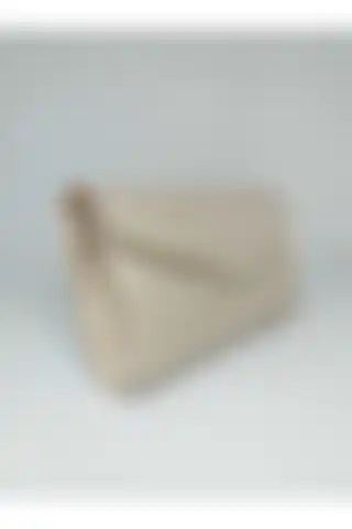 dizaynbag Kadın Altın Simli Abiye Çanta ve Elentra Siyah Abiye Çanta Karşılaştırması