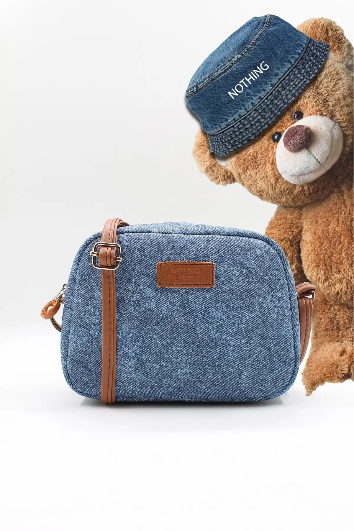 NOTHING Kadın Mini Urban Denim Çantası: Şıklık ve Fonksiyonellik