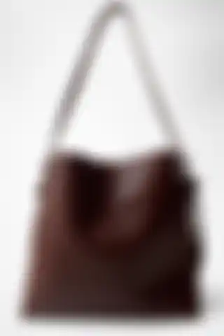 Yuka Atelier Nomu Toka Detaylı Shopper Çanta: Şık ve Fonksiyonel Seçenek