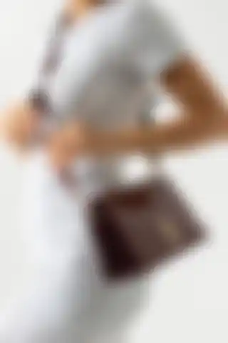 Daj Company Kadın Kare Şekilli Suni Deri Çapraz Askılı Çanta İncelemesi