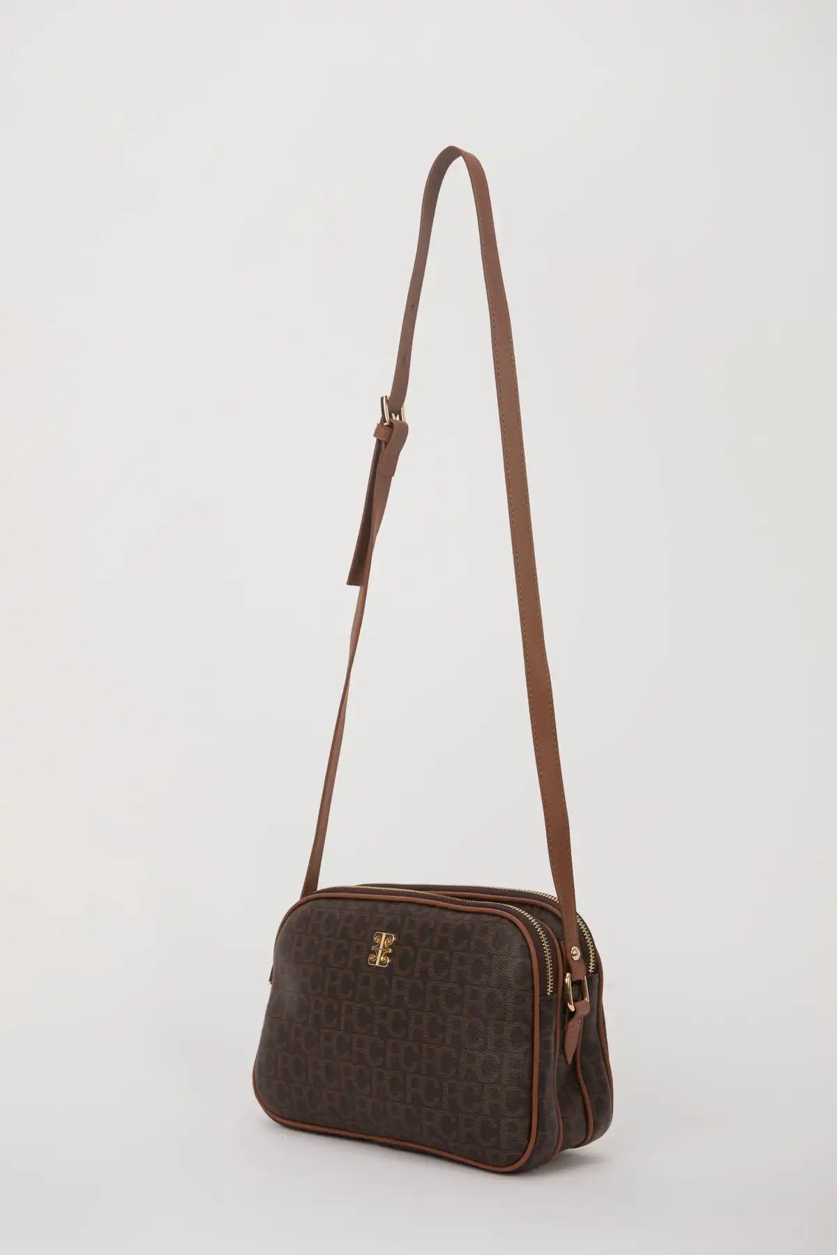 Pierre Cardin Kahve Kadın Omuz Çantası 05PO24Y1757 ile Şıklığı Yakalayın
