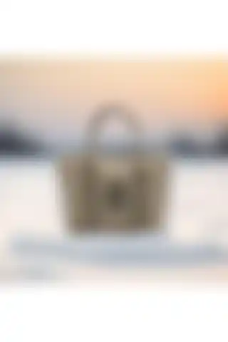 Lilienbag Peluş Uzun Nubuk Kolon Askılı Kadın Çantası İncelemesi ve Avantajları