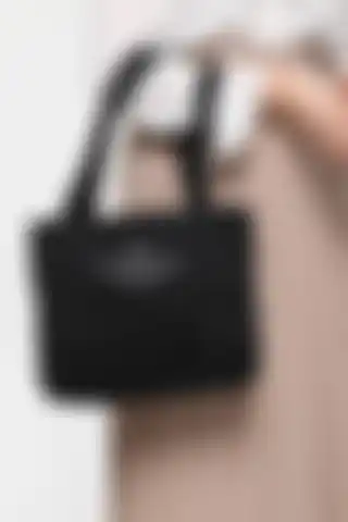 YAFES Fermuarlı Tote Bag: Şık ve Kullanışlı Bir Günlük Çanta Seçeneği