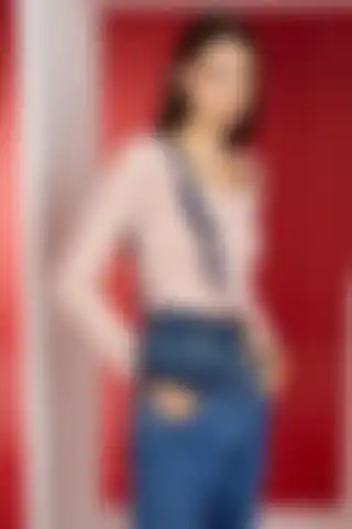 Pierre Cardin Denim Kadın Çantası: Şıklık ve Fonksiyonelliğin Buluşması