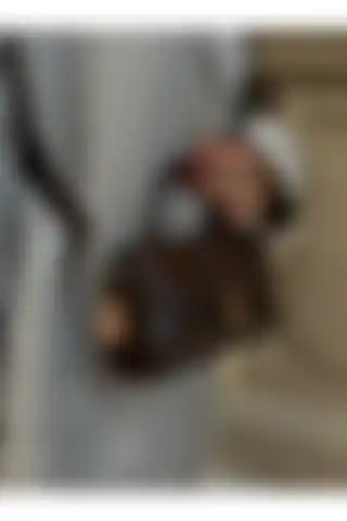 NightPaula Model Kadın El ve Omuz Çantası: Şıklık ve Fonksiyonellik