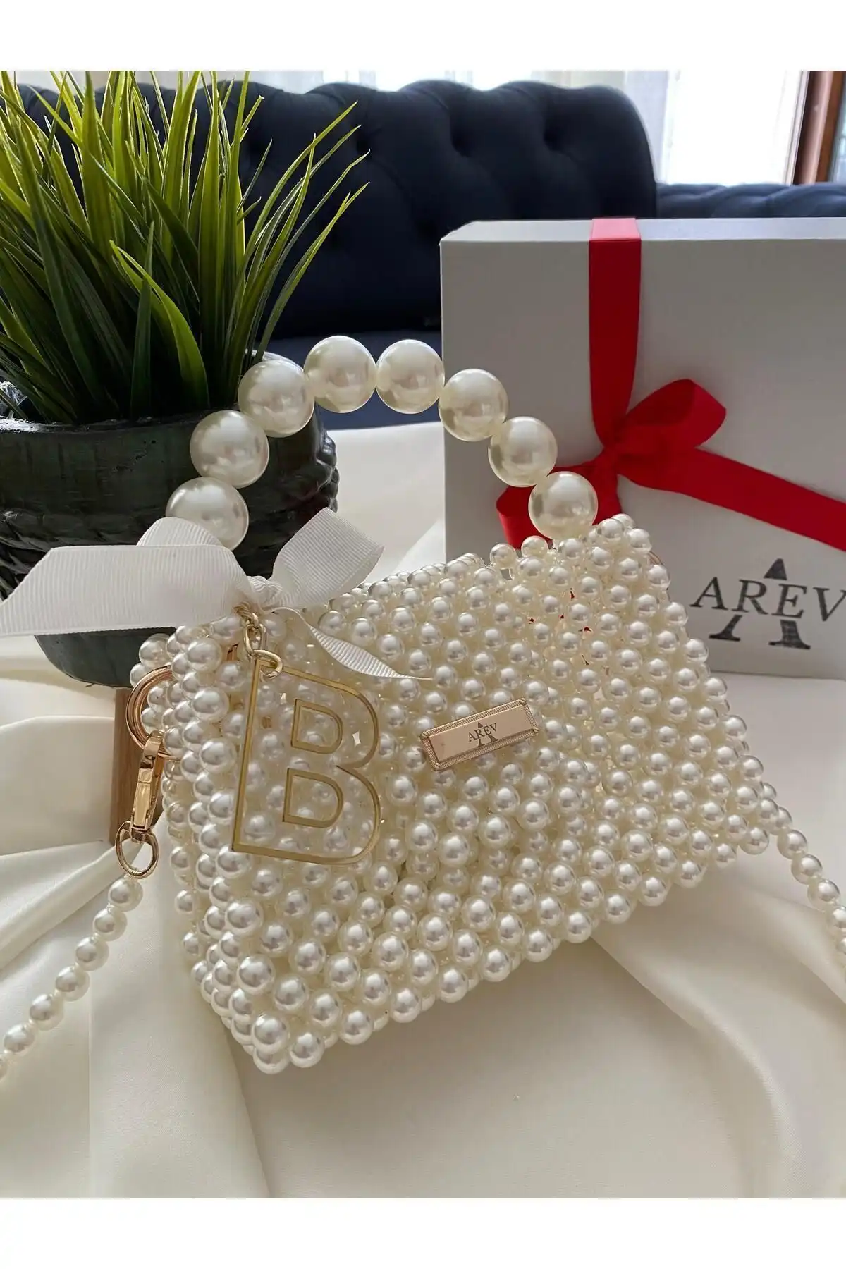 AREV BAGS Mini Boy Inci Çanta ile Zarafet ve Fonksiyonelliği Yakalayın