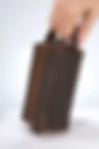 Design Craft Hakiki Deri Dopp Kit: Şık ve Kaliteli El Çantası
