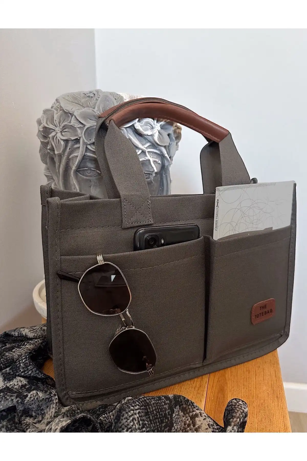 Gabies Kadın Kanvas Tote Bag: Şıklık ve Fonksiyonellik Bir Arada